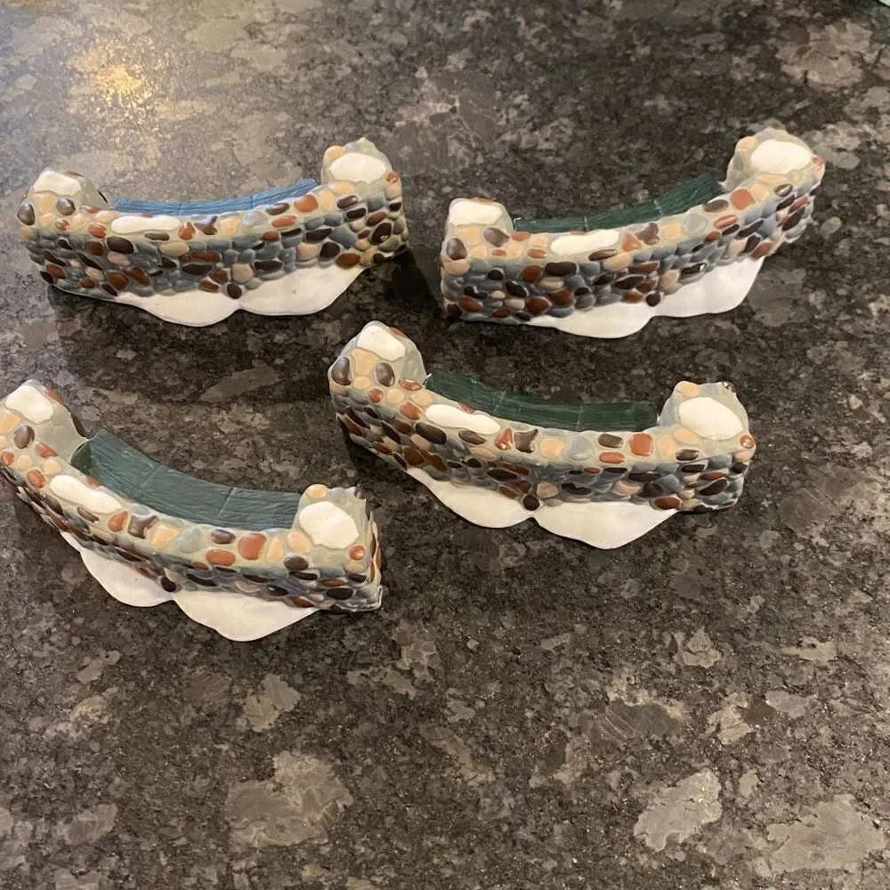 Dept 56 Curved Stone Benches